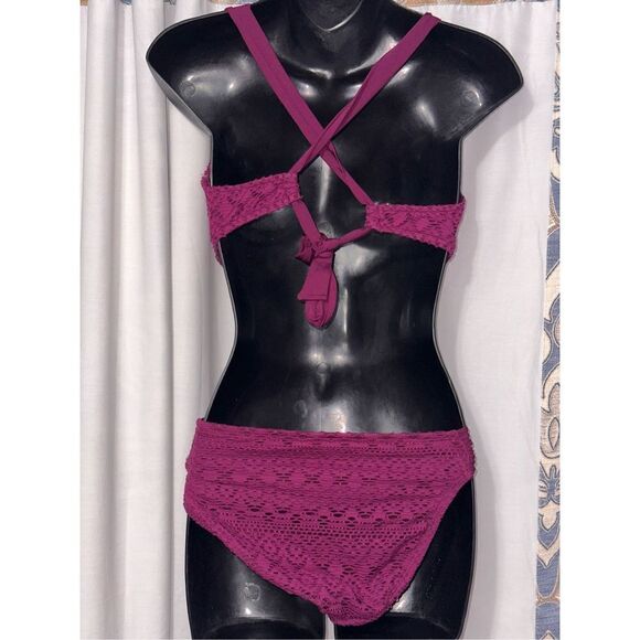 NEW WITH TAGS 2 piece Stylus Burgundy Bikini Bottoms size XL AND TOP SIZE LARGE - Picture 4 of 5